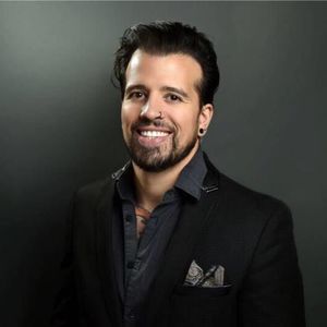 Meet your Posher, Travis